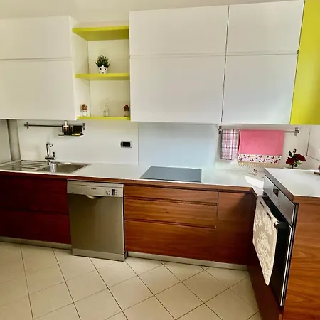 Homeclass Apartment *